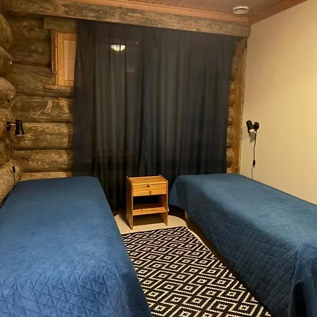 Far And Away Apartment